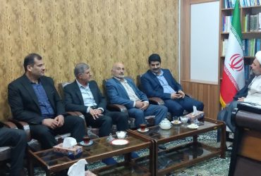 دیدار شهردار و اعضای شورای شهر شاندرمن با امام جمعه محترم شهرستان