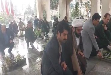 گلباران مزار مطهر شهدای شاندرمن در هفته بسیج برگزار شد