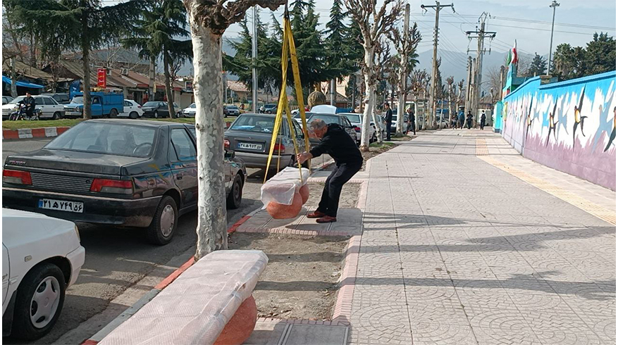 تجهیز محدوده مدارس نرجس و عصمت با مبلمان شهری